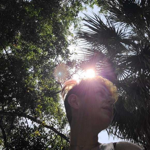 Amy's Closet - Picture 4 of 6